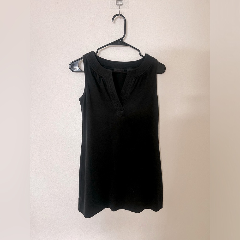 New York and Company simple black cotton dress; size: XS